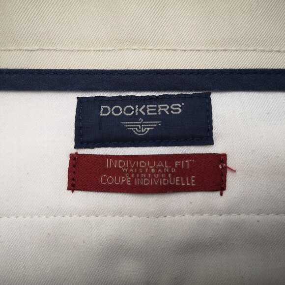 Dockers' Individual Fit Waistband Men's Size 36/32 Flat Front Straight Leg Pants - Picture 3 of 12